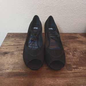 Camper peep-toe Mary Jane style heels